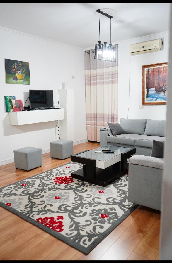 Apartament Center Tiranë Luaran gambar