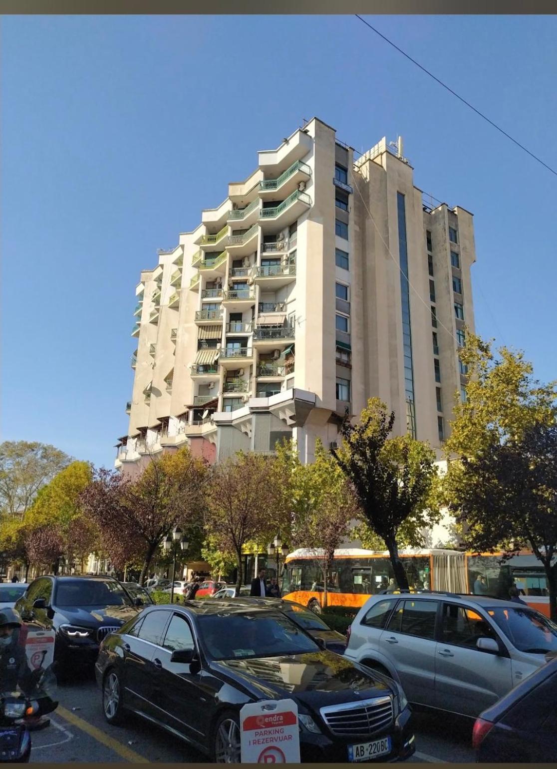 Apartament Center Tiranë Luaran gambar